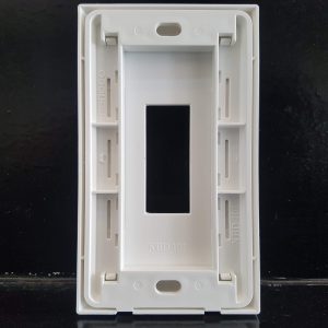 Mặt Aptomat Panasonic Đơn - Dùng Cho 1 CB Tép - NBD101W - Image 2