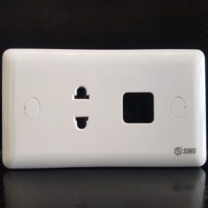Ổ Cắm Đơn 2 Chấu + 1 Lỗ S19 - Sino