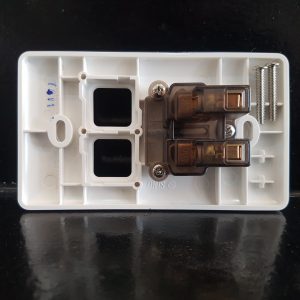 Ổ Cắm Đơn 2 Chấu + 2 Lỗ S19 - Sino - Image 2